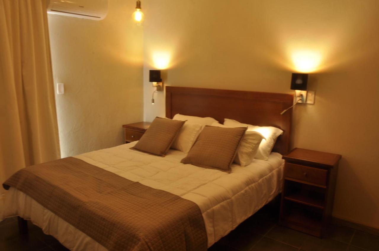 Casa Alevines Hostel & Suites Пунта дел Есте Екстериор снимка
